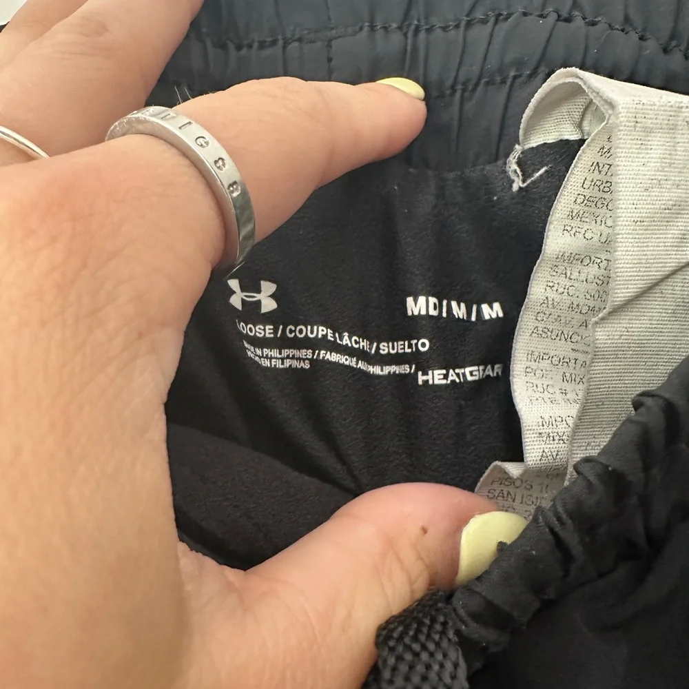 Under Armour Women's Black Shorts with Pockets - Picture 4 of 5